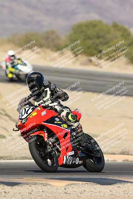 media/Dec-07-2025-CVMA (Sun) [[3e7d2de5dc]]/Race 9-Formula UL Shootout/